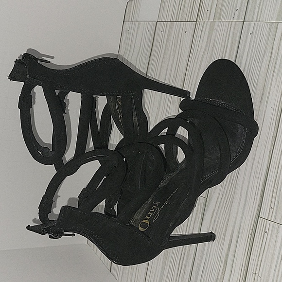 Olivia Ferragamo - Picture 6 of 9